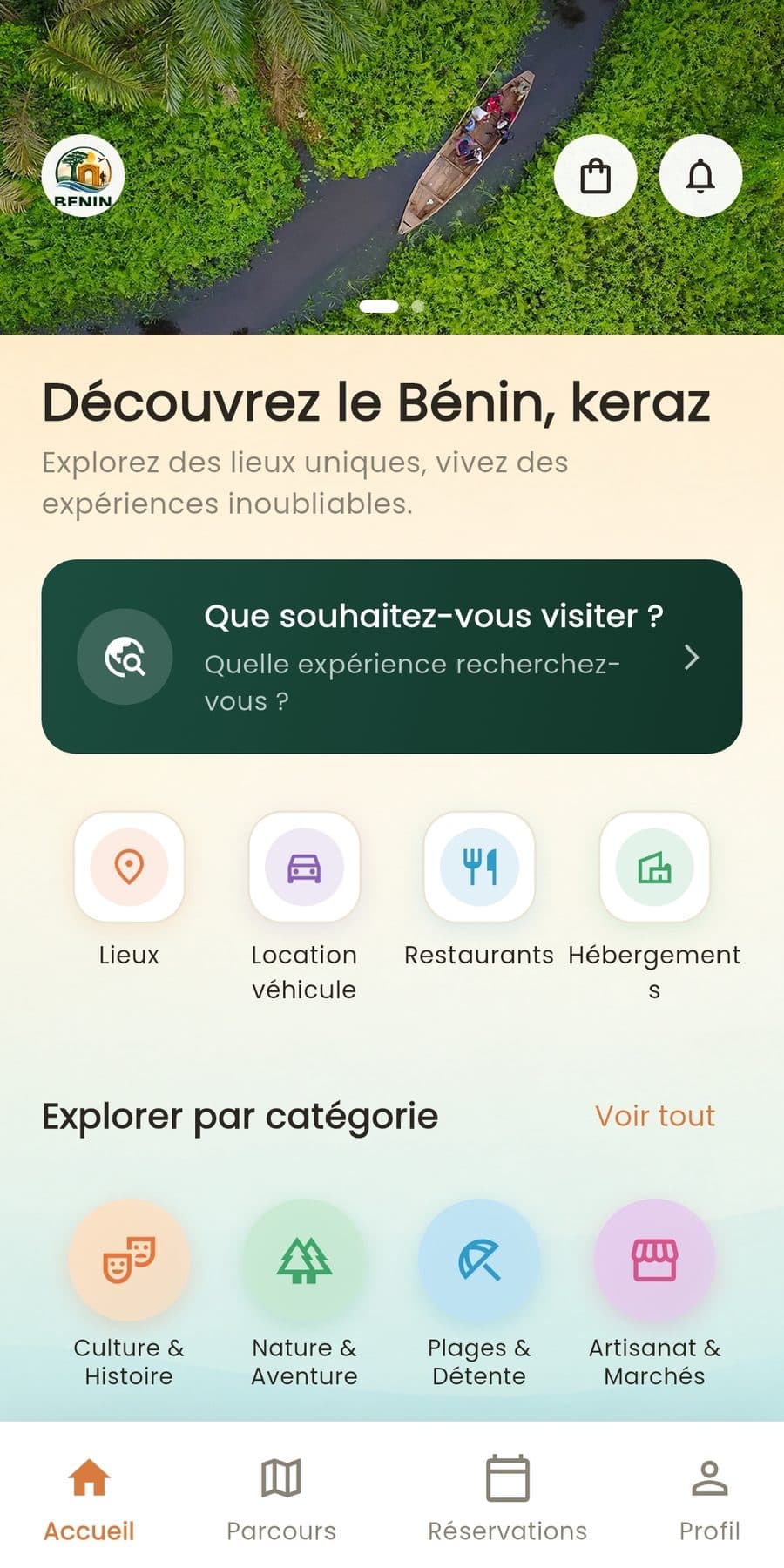 Écran d'accueil avec la recherche guidée et les catégories d'exploration